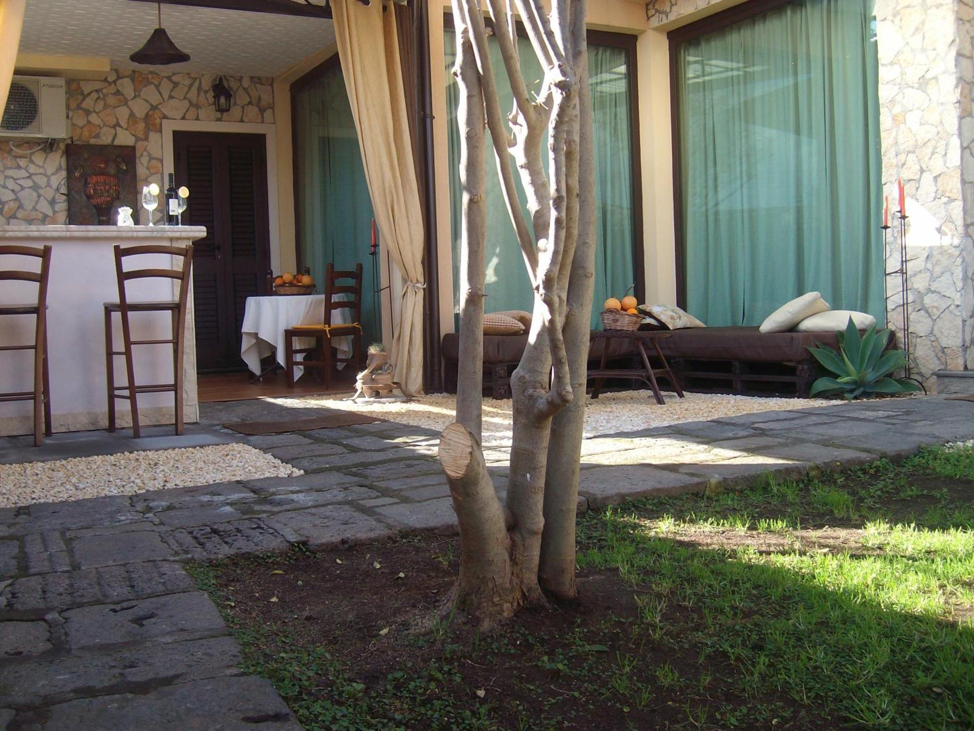 Villa Singola -Sole-Luna-Casavilladusoleil Acireale Exterior photo